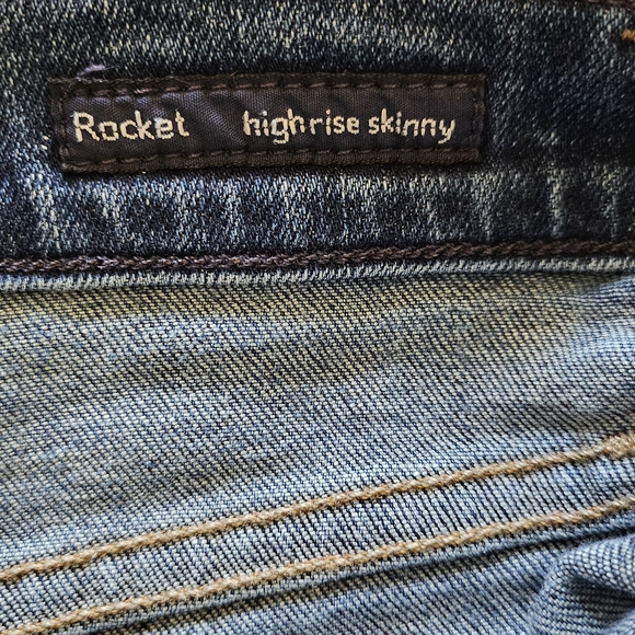 Citizens Of Humanity Distressed Skinny Jeans - Raw Hem Denim - Picture 4 of 9